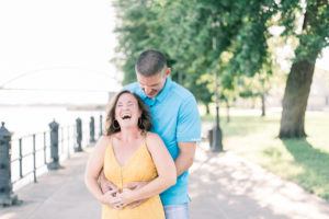Engagement pictures in downtown Davenport